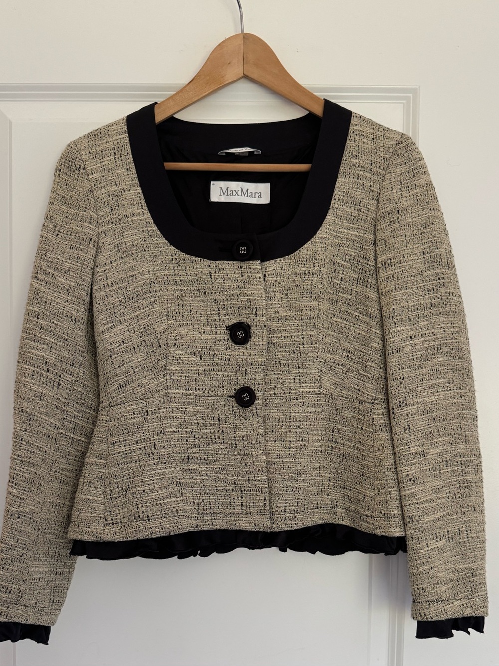 Max Mara cropped metallic black trim US4 women’s jacket